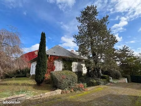 maison familiale de 213 m² sur 1 740 m² de terrain — thionville-garche  aux portes du luxe