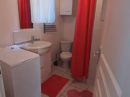 t2 libre de suite pour personne seule dans