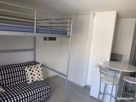 studio 22m2 pré équipé avec parking