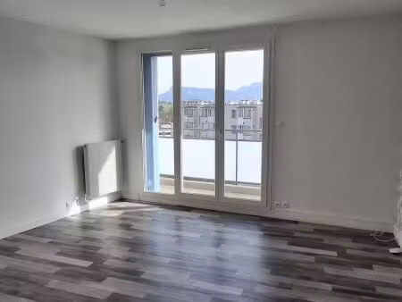appartement 3 pièces 56 m²
