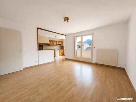 appartement 4 pièces 77 m²