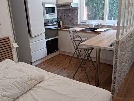 studio meublé 20 m² avec terrasse  parking et charges incluses