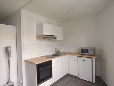 studio meublé 33m2 1er étage - résidence les serpentines