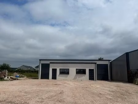 local commercial 150m2