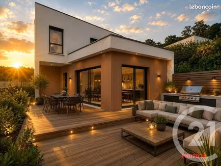 maison 6 pièces 140 m²
