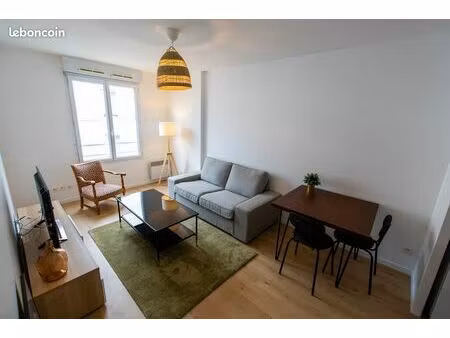 t2 meublé 38m² – parking box – angers uco/centre – 805 cc