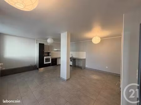 appartement 2 pièces 50 m²