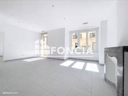 appartement 3 pièces 64 m²
