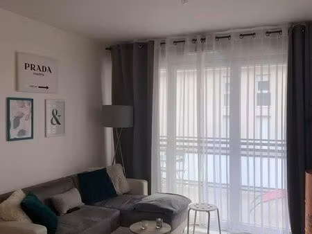 appartement t2 non meublé à froges