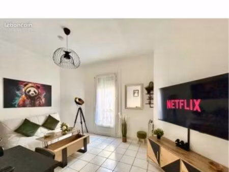location studio juillet août 2027