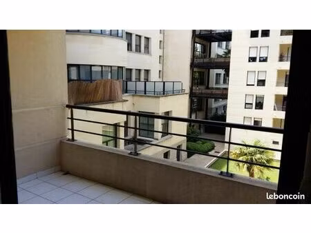 t3 résidence saint charles + garage