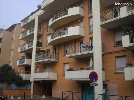 toulouse centre – t3 lumineux 73 m² avec terrasse  parking – 1100 cc