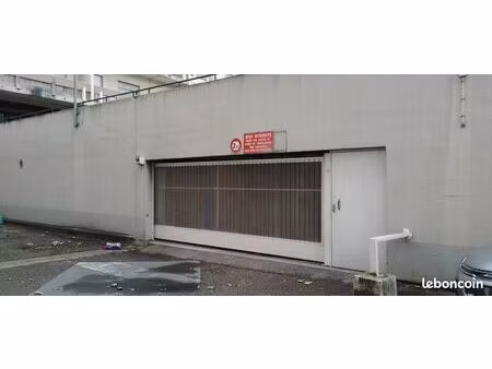 loue garage