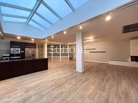 garage 158 m² reims