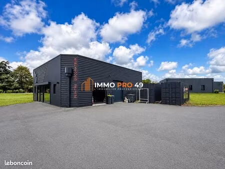 local 250 m² maulévrier