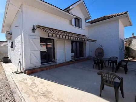 propriété 8 pièces 226 m²