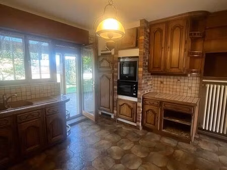 maison familiale 7 pièces 179 m²