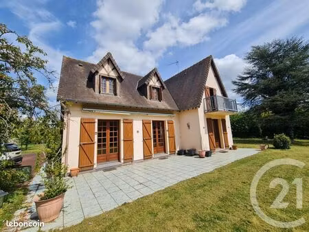 pavillon 6 pièces 135 m²