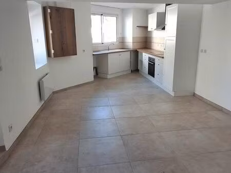 location maison de bourg