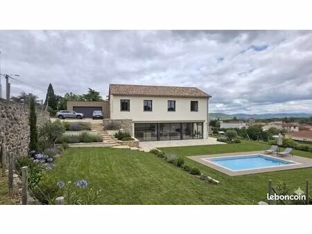 terrain 729 m² tallende