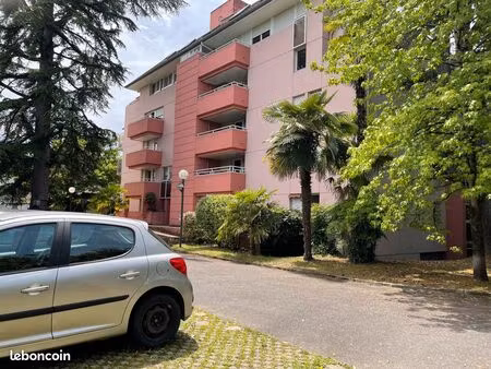 à vendre pau t2