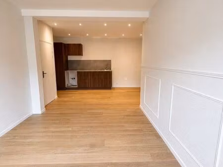 charmant t2 rénové de 48 m² avec place de stationnement et cave – vieux schiltigheim  plac