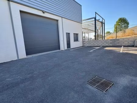 entrepôt 100m² à louer – béziers mercorent