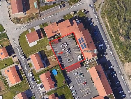loue place de parking privée extérieure