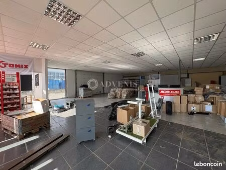 local commercial 450 m²