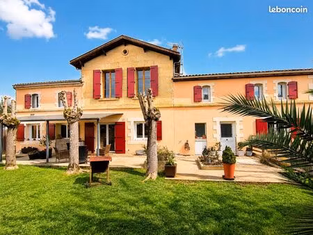 maison familiale 190 m² 33450 izon
