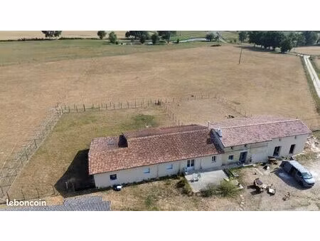 domaine agricole 8 ha maison 280m2 + dépendances