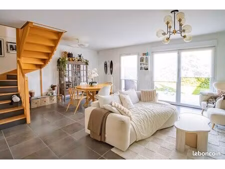 maison 4 pièces 85 m²