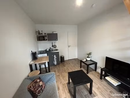 appartement 1 pièce 12 m²