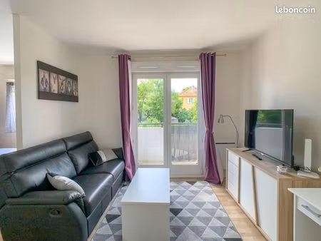 studio 1 pièce 31 m²