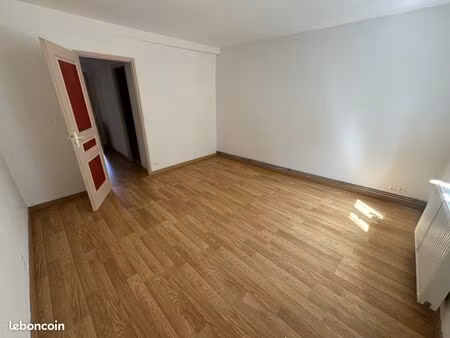 f2 de 46 m² en centre-ville de sarrebourg
