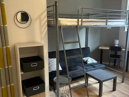loué studio meublé