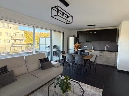 appartement meublé 45 m² + grande terrasse + garage – proche luxembourg