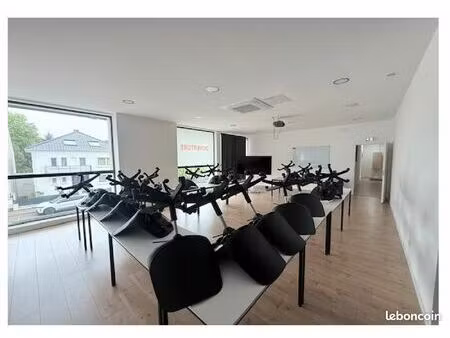 local/bureau 200m2