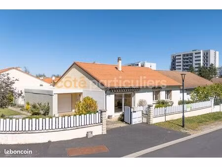 maison 6 pièces 108 m²