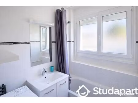 chambre 1 pièce 11 m²