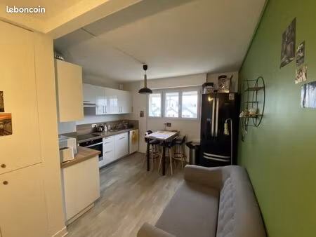 chambre 1 pièce 24 m²
