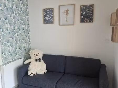 studio meublé 19 m² + terrasse 10 m² + parking sécurisé – angers gare – 650 cc