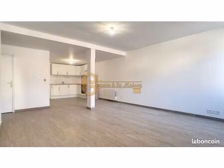 appartement 3 pièces 75 m²
