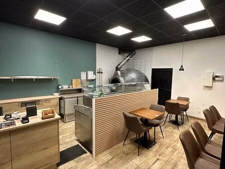 restaurant pizzeria