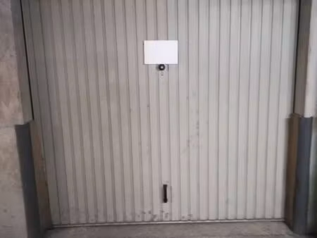 box fermé proche uco