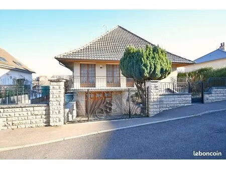 maison 6 pièces 169 m²