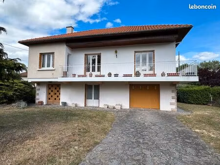 à issoire  maison 6 pièces avec terrain