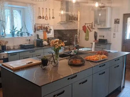 maison 170 m² et grange attenante