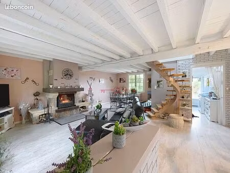 maison 4 pièces 112 m²