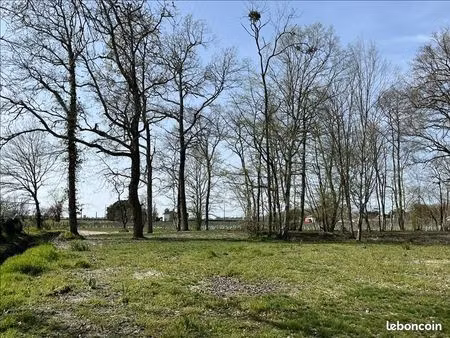 terrain 2 183 m² leognan